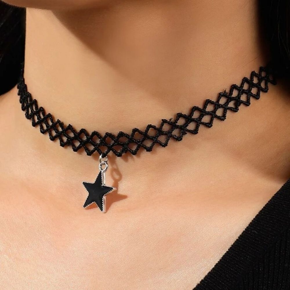 🌟 Star Dangle Black Lace velvet Choker NWT Gothic